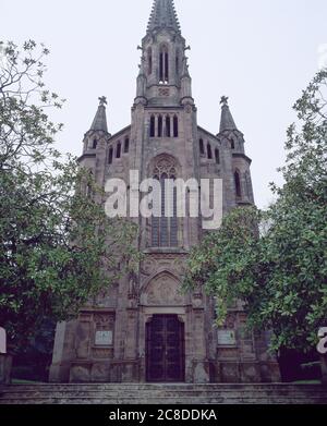 CAPILLA PANTEON DEL PALACIO DEL MARQUES DE COMILLAS - 1888. AUTOR: MARTORELL MONTELLS JOAN. ORT: PALACIO DE SOBRELLANO. Comillas. Kantabrien. SPANIEN. Stockfoto