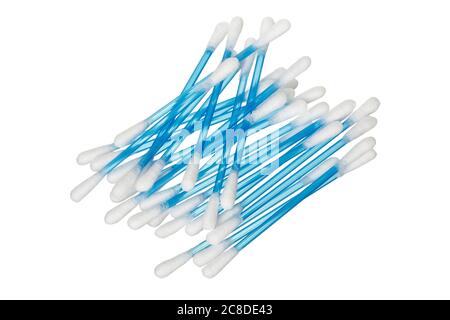 Wattestäbchen isoliert auf weiß Stockfoto