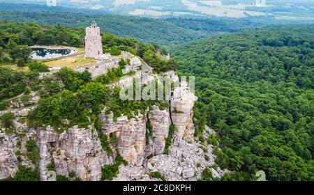 Mohonk Preserve Sky Top Tower Luftbild im Sommer Stockfoto