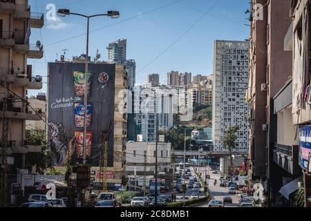 Wohngebäude in Beirut von der Jisr El Watti Straße in Sin el Fil Vorort östlich von Beirut im Matn District, Libanon Stockfoto