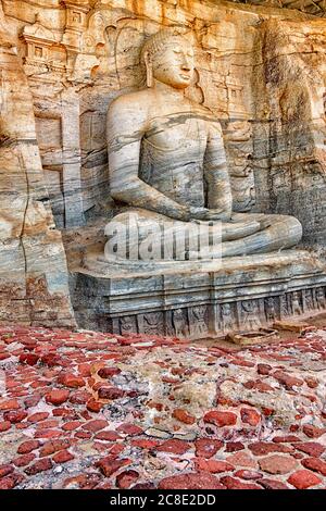 Sri Lanka, North Central Province, Polonnaruwa, Skulptur des meditierenden Buddha im Gal Vihara Tempel Stockfoto