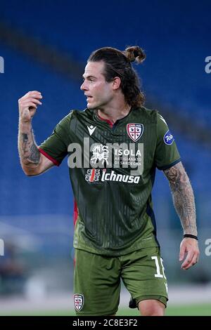 Rom, Italien. Juli 2020. Nahitan Nandez von Cagliari Calcio Gesten während der Serie EIN Spiel zwischen Lazio und Cagliari im Stadio Olimpico, Rom, Italien am 23. Juli 2020. Foto von Giuseppe Maffia. Kredit: UK Sports Pics Ltd/Alamy Live Nachrichten Stockfoto