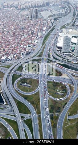 Luftaufnahme des Kreisel, Verkehrsmittel, Route in istanbul Stockfoto