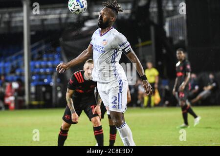 Orlando, Florida, USA. Juli 2020. FC Cincinnati Verteidiger Waston, Kendall #2 macht einen Header während der MLS ist zurück Turnier bei ESPN Wild World of Sports in Orlando Florida USA am Dienstag, 22. Juli 2020. Bildnachweis: Marty Jean-Louis Stockfoto