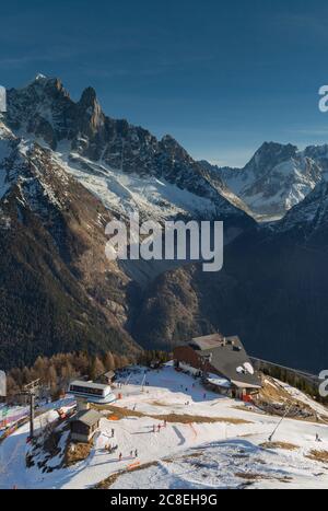 Luftaufnahme von Ski Resort in Frankreich Stockfoto