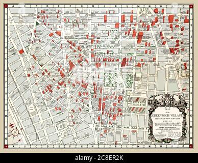 'Karte des Greenwich Village-Abschnitts von New York City' ist eine sehr detaillierte Karte, die 1961 erstellt wurde und viele Wahrzeichen von Greenwich Village, NYC, zeigt. Die vielen Details machen es zu einem wertvollen historischen Bezug. Stockfoto