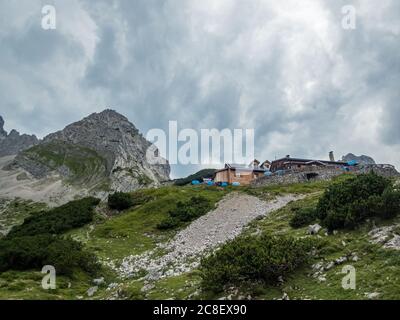 Traumhafte Wanderung zum Seebensee und Drachensee im Mieminger Gebirge bei Ehrwald in Tirol Stockfoto