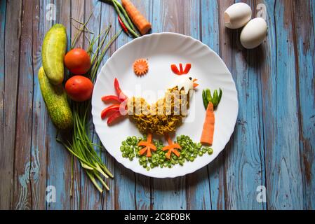 Essenskunst und Gewürze auf einem Hintergrund Stockfoto