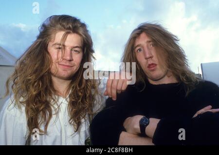 Mark Morris und Jim Morris von Bilaam und der Engel beim Reading Rock Festival 1986 auf der Richfield Avenue. Reading, 22. August 1986 – weltweite Nutzung Stockfoto