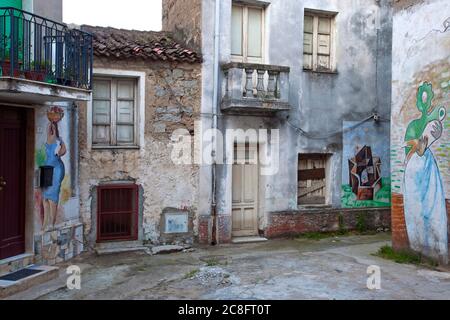 Geographie / Reisen, Italien, Sardinien, Murales in Orgosolo, Barbagia, Zentralsardinien, Sardinien, Additional-Rights-Clearance-Info-not-available Stockfoto
