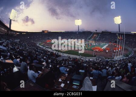 Moskau, Sowjetunion. Juli 2020. Eröffnungszeremonie im Lenin-Stadion Olympiastadion, Übersicht, Panorama, 1980 Olympische Sommerspiele in Moskau, XXII. Olympische Sommerspiele, Nutzung weltweit Kredit: dpa/Alamy Live News Stockfoto