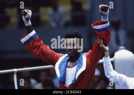 Moskau, Sowjetunion. Juli 2020. Teofilo STEVENSON, KUBA, CUB, Olympiasieger im Boxen, Schwergewicht, 1. Platz, Goldmedaille, Siegerpose, Jubel, Jubel, Freude, Jubel, 1980 Olympische Sommerspiele in Moskau, XXII. Olympische Sommerspiele, Nutzung weltweit Kredit: dpa/Alamy Live News Stockfoto