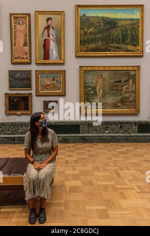 London, Großbritannien. Juli 2020. Werke in der Galerie der 1840er Jahre - die Tate Britain wird am Montag wieder eröffnet. Besucher werden gebeten, sich an die Hinweise zur sozialen Distanzierung usw. zu halten, die den Empfehlungen der Regierung nach der Lockerung der Sperre folgen. Kredit: Guy Bell/Alamy Live Nachrichten Stockfoto