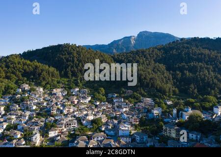 Luftaufnahme des schönen kleinen Dorfes Panagia in Thassos, Griechenland. Stockfoto