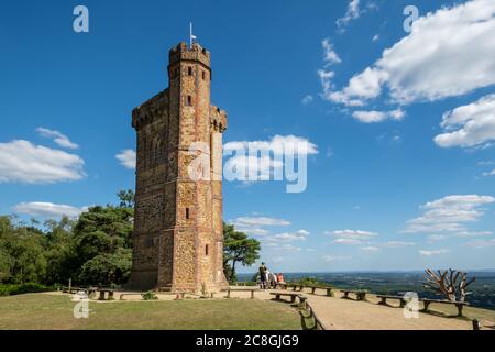 Leith Hill Tower, Surrey, England, Großbritannien, im Sommer Stockfoto