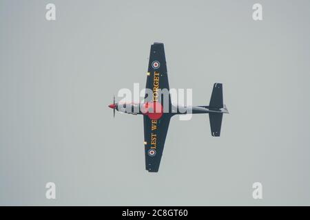 Eine Royal Air Force kurze Tucano T1 (ZF244) lackiert in Erinnerung an das Ende des Ersten Weltkriegs Stockfoto