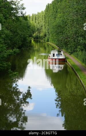 Der Grand Union Canal in Bletchley Stockfoto