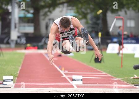 Bern, Wankdorf. Juli 2020. 24.07.2020, Bern, Wankdorf Stadion, Leichtathletik: Citius Champs Bern Meeting, Nino Portmann. Kredit: SPP Sport Presse Foto. /Alamy Live Nachrichten Stockfoto