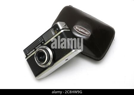 ALTE KAMERA VOIGTLÄNDER BESSY K, Vintage, Kunst, Fotografie, gebraucht, alte Kamera, Retro, made in West Germany, 1965 Stockfoto