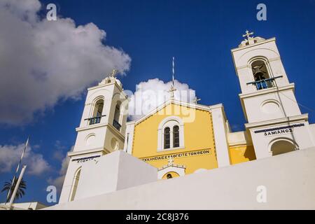 Marmorkirche (Heilige Kosmas und Damian) in Megalochori Dorf, Santorini Stockfoto