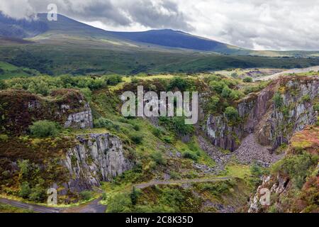 Der Cilgwyn Steinbruch im Nantlle Valley, Snowdonia, ist einer der frühesten Schiefersteinbrüche in Großbritannien aus dem 12. Jahrhundert. Stockfoto