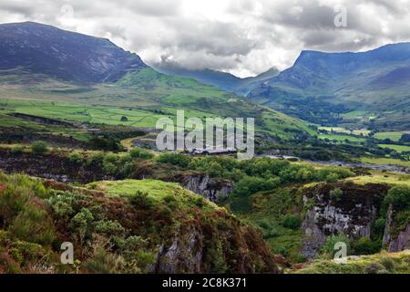 Der Cilgwyn Steinbruch im Nantlle Valley, Snowdonia, ist einer der frühesten Schiefersteinbrüche in Großbritannien aus dem 12. Jahrhundert. Stockfoto