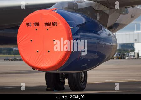 Glasgow, Schottland, Großbritannien. 21. Juli 2020. Im Bild: Die Flugzeuge der Airbus A319/A320/A321 von British Airways (BA) sitzen auf der zweiten Landebahn des Flughafens Glasgow und warten darauf, verkauft oder eingelagert zu werden. Seit März sitzen diese Flugzeuge auf dem Asphalt der Flughäfen untätig, was der weltweiten Krise des Coronavirus (COVID19) zusteht. Quelle: Colin Fisher/Alamy Live News. Stockfoto