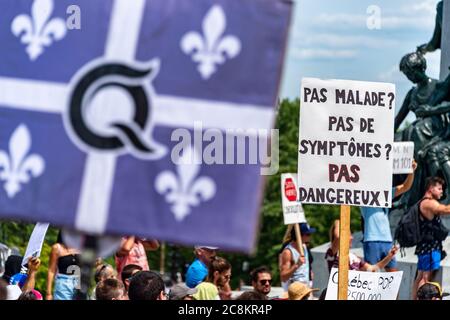 Montreal, Kanada - 25. Juli 2020: Protest gegen Zwangsmasken in Quebec Stockfoto