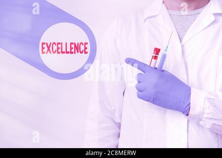 Textschild mit Excellence. Business Foto präsentiert Qualität, die ungewöhnlich gut ist und übertrifft gewöhnliche Standards Anzeige leer Sticker Pape Stockfoto
