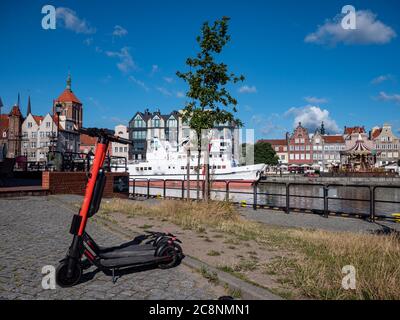 Elektro-Scooter in großen Städten Stockfoto