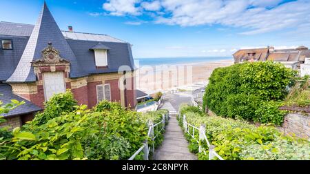 Häuser von Deauville in der Normandie - Frankreich. Stockfoto