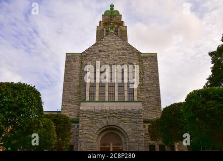 Kallion Kirkko ist eine lutherische Kirche im Kallio Distrikt in Helsinki, Finnland Stockfoto