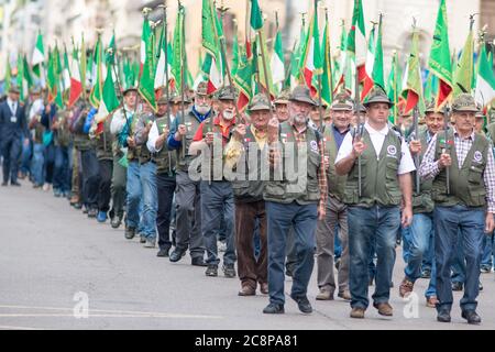 Mailand Italien 12. Mai 2019: Nationale Parade des Alpenkorps auf Urlaub Stockfoto