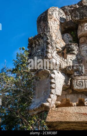 Der Palast oder El Palacio in den Ruinen der Maya-Stadt Labna sind Teil der prähispanischen Stadt Uxmal UNESCO-Weltkulturerbe-Zentrum in Yucatan, M Stockfoto