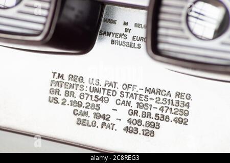 ViewMaster (oder View-Master) Modell E Bakelite 3D Dia Film Reel Viewer aus den 1950er/60er Jahren - Patent- und Fertigungsdetails Stockfoto