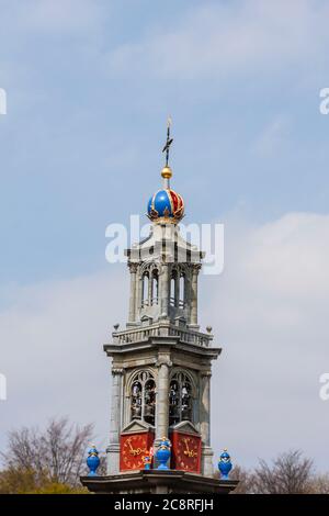 Madurodam, ein ganzes Land im Kleinformat, ist eine der wichtigsten Touristenattraktionen in Den Haag (oder Den Haag), in Südholland, Niederlande. Westerkerk Modell. Stockfoto