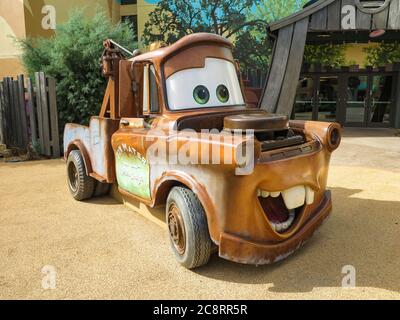 ORLANDO, FLORIDA – 21. Dezember 2015 – Tow Mater from Cars im Disney's Art of Animation Resort in Walt Disney World Stockfoto