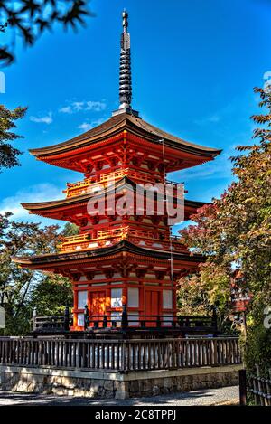 Pagode in Kiyomizu-dera Tempelgelände, Kyoto, Japan Stockfoto