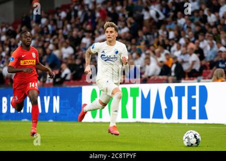 Kopenhagen, Dänemark. Juli 2020. Guillermo Varela (2) des FC Kopenhagen beim 3F Superliga-Spiel zwischen dem FC Kopenhagen und dem FC Nordsjaelland in Telia Parken, Juli 26 2020. Kredit: Gonzales Foto/Alamy Live Nachrichten Stockfoto