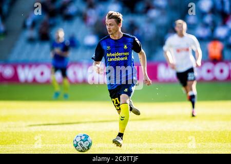 Aarhus, Dänemark. Juli 2020. Simon Hedlund (27) von Brondby, WENN er während des 3F Superliga-Spiels zwischen AGF und Brondby IF im Ceres Park in Aarhus gesehen wird. (Foto Kredit: Gonzales Foto/Alamy Live News Stockfoto