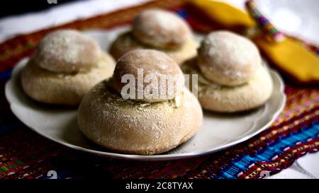 Guatemaltekische Shekas, ein traditionelles einheimisches Frühstück aus diesem Teil Mittelamerikas. Stockfoto