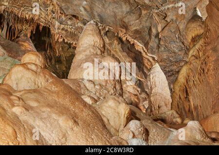 The Diamond Chamber, in Gough's Cave, in den Mendip Hills, Cheddar Caves, Somerset, Großbritannien. Stockfoto