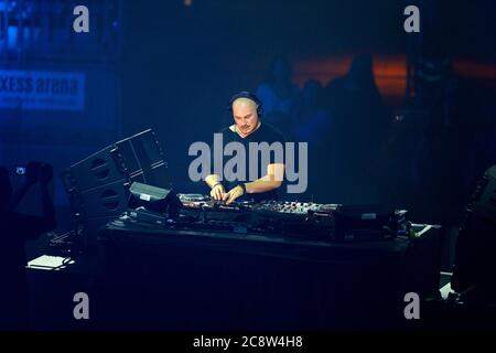 Köln, Deutschland. Juli 2020. Flobu in Arena Jetzt! Konzert der gelben Kralle unter Koronaschutzmaßnahmen in der Lanxess Arena. Köln, 25. Juli 2020 Quelle: dpa/Alamy Live News Stockfoto