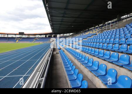 Braunschweig, Deutschland. 17. Juli 2020. firo: 17.07.2020, Fußball, 2.Bundesliga, Saison 2020/2021, Eintracht Braunschweig, Eintracht-Stadion, Regie Deutsche Leichtathletik-Meisterschaften 2020, Laufstrecken, Tribüne Quelle: dpa/Alamy Live News Stockfoto