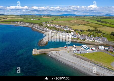 Luftaufnahme von Port William Hafen und Dorf, Luce Bay, Dumfries & Galloway, Schottland. Stockfoto