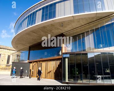 Außenansicht der Blavatnik School of Government Stockfoto