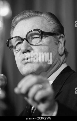 Nelson ROCKEFELLER, Nelson Aldrich Rockefeller (geboren am 8. Juli 1908 in Bar Harbor, Maine; 'AU 26. Januar 1979 in New York City, New York) war ein amerikanischer Politiker (Republikanische Partei), Gouverneur des Staates von 1959 bis 1973 New York und in der Regierung von Präsident Gerald Ford vom 19. Dezember 1974 bis 20. Januar 1977, der 41. Vizepräsident der Vereinigten Staaten. Porträt, Porträt, Porträt, zugeschnittenes Einzelbild, Einzelmotiv, undatierte Abbildung, ¬ Verwendung weltweit Stockfoto