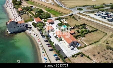 Torre Mozza, Toskana. Luftaufnahme der wunderschönen italienischen Küste. Stockfoto