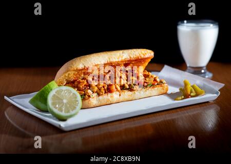 Nahaufnahme Detail Ansicht von Huhn tantuni Kebab Stockfoto