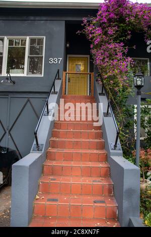 Sonntagmorgen in San Rafael, Marin County, CA, USA sind ruhig und friedlich. Stockfoto